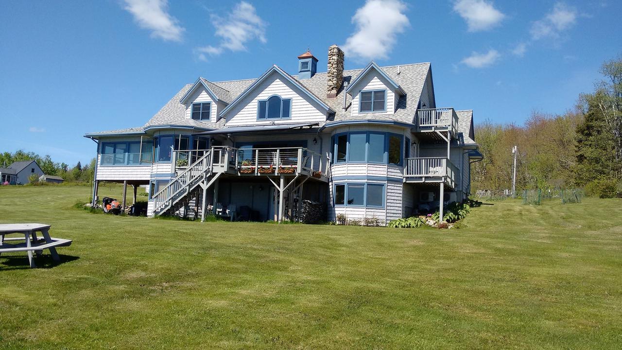 Wave Walker Bed And Breakfast Surry Eksteriør bilde