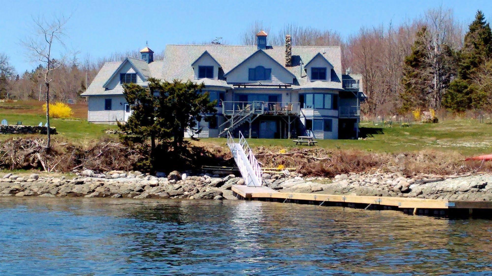 Wave Walker Bed And Breakfast Surry Eksteriør bilde
