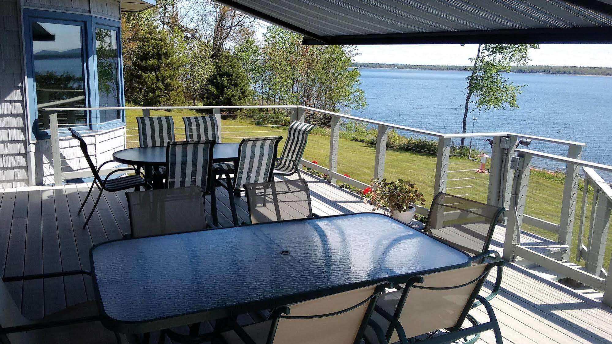 Wave Walker Bed And Breakfast Surry Eksteriør bilde