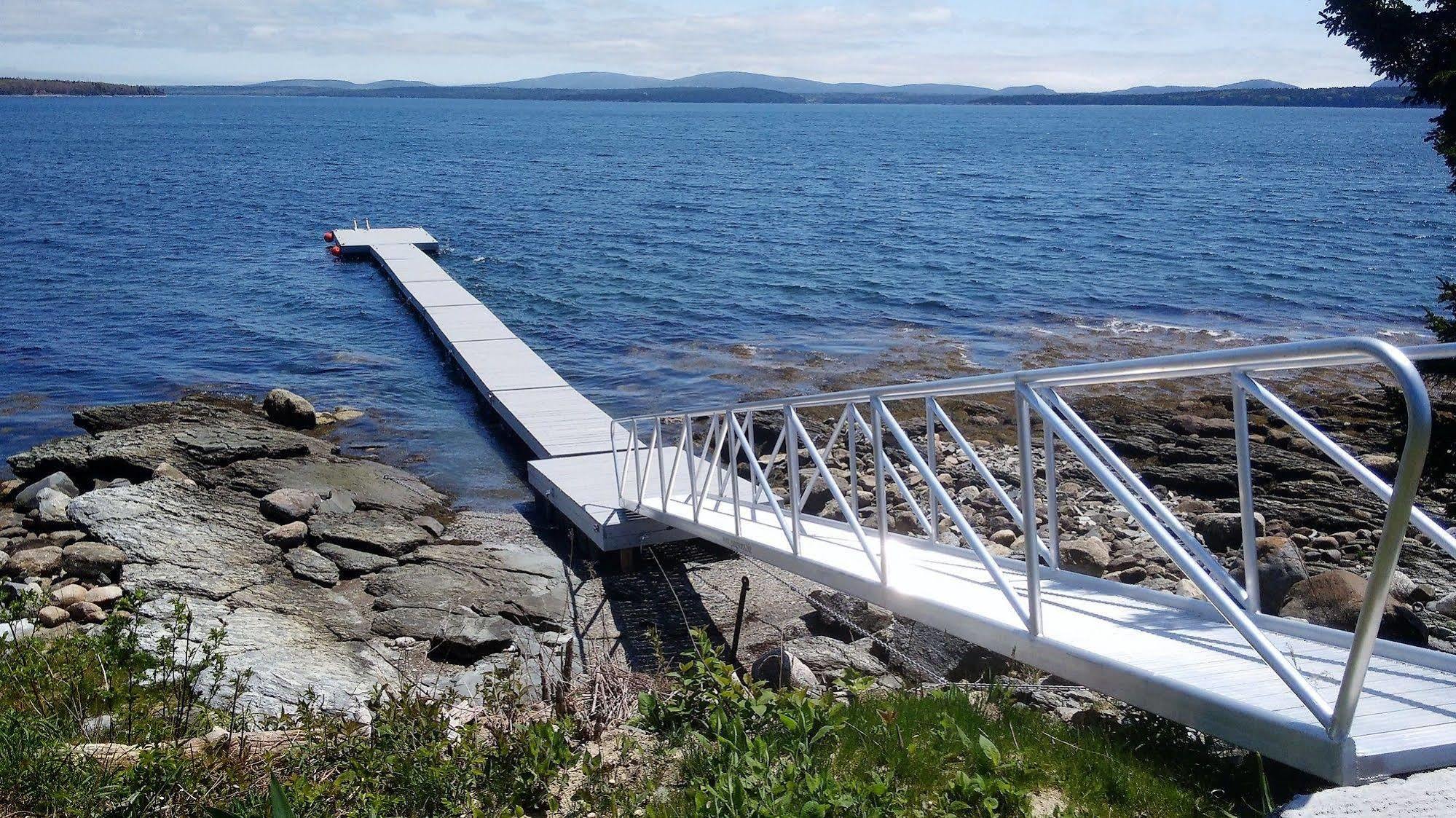 Wave Walker Bed And Breakfast Surry Eksteriør bilde